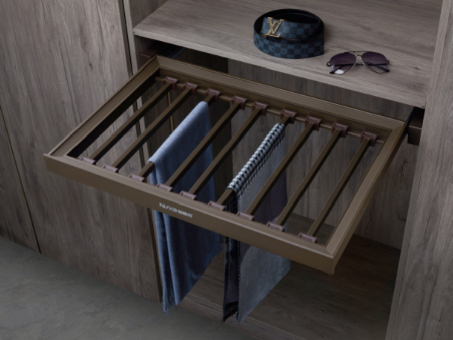 全鋁/皮革西褲價