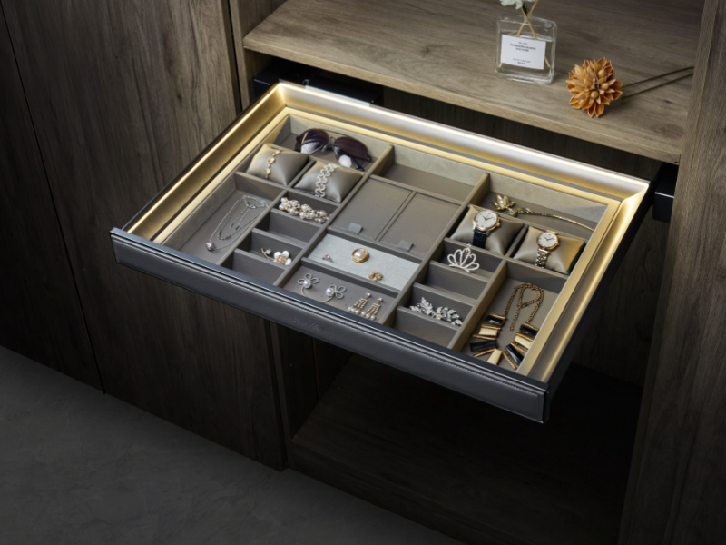 燈光飾物分隔盒