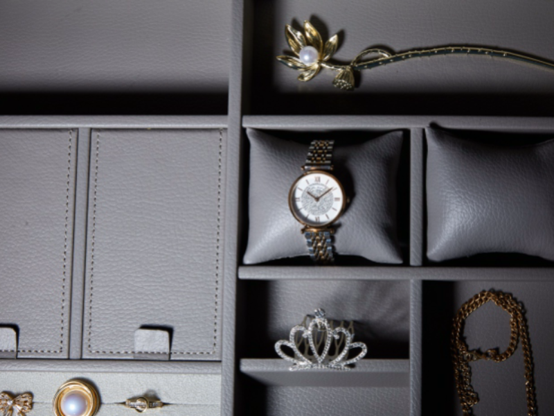 燈光飾物分隔盒